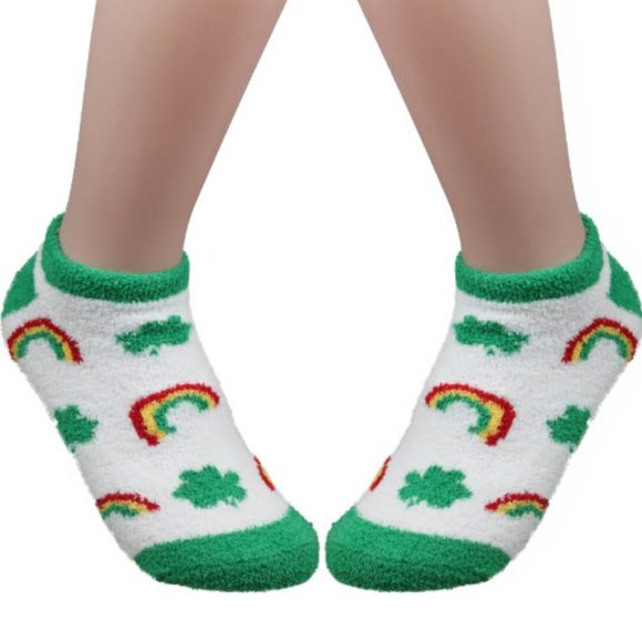 Accessories - *3/$15* Lucky Clover and Rainbow Socks